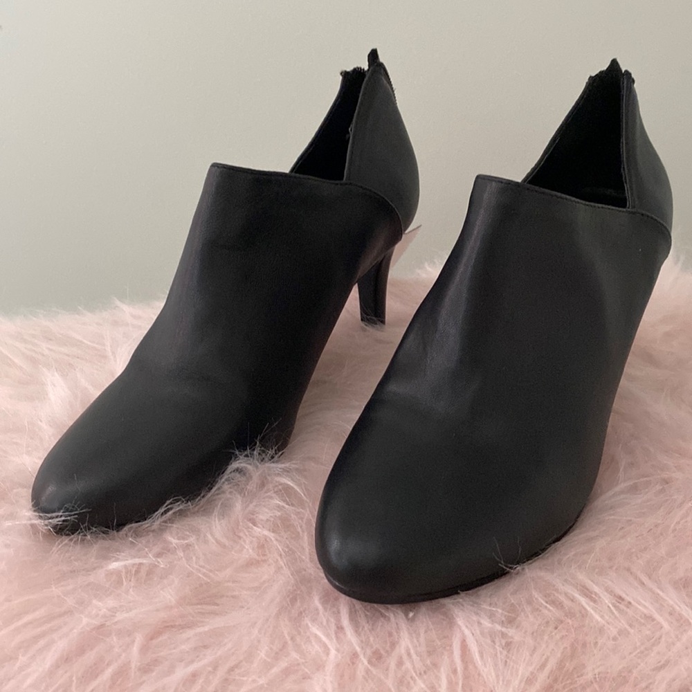 Bandolino Booties 7.5